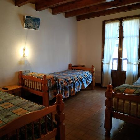 Pension casat Salardú Esterno foto