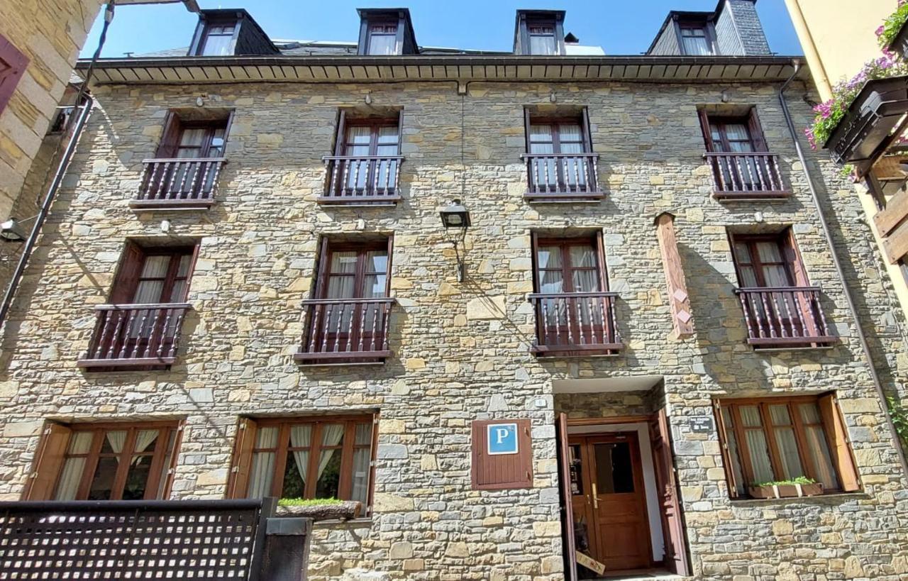 Pension casat Salardú Esterno foto