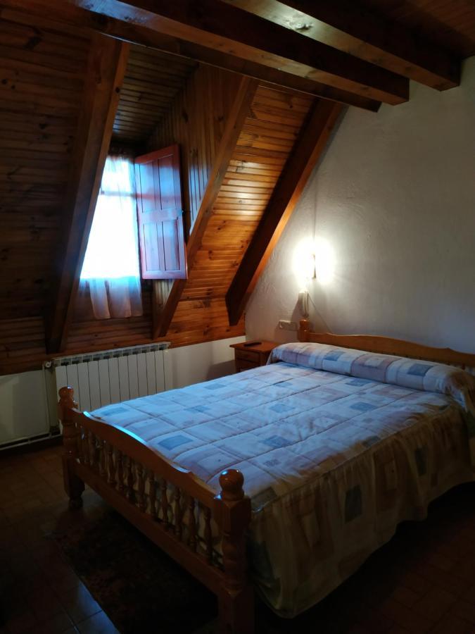 Pension casat Salardú Esterno foto