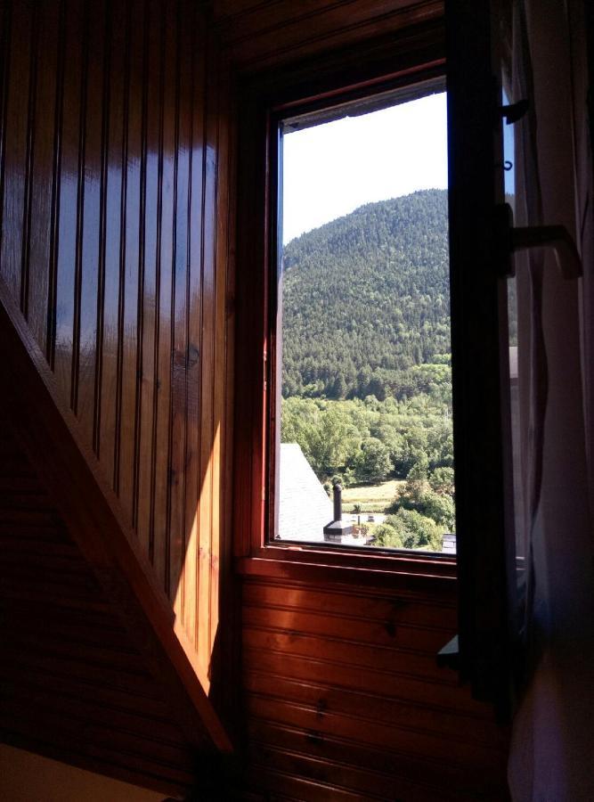 Pension casat Salardú Esterno foto